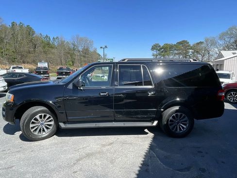 Used 2017 Ford Expedition EL XLT w/ Equipment Group 202A image 5