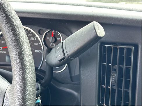 Used 2025 Chevrolet Express 3500 LT w/ LT Preferred Equipment Group RWD image 21