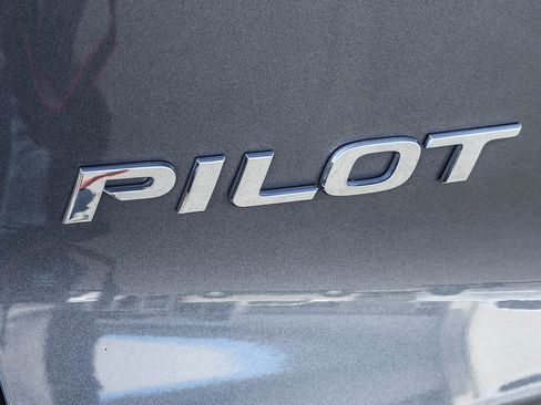 Used 2016 Honda Pilot EX-L image 28