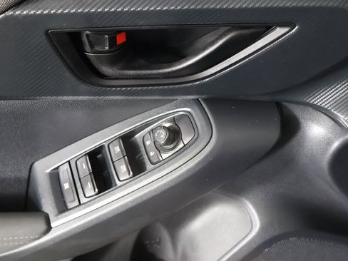 Used 2024 Subaru Crosstrek 2.0i Premium image 32