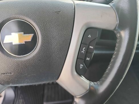 Used 2011 Chevrolet Silverado 2500 LT w/ Interior Plus Package image 21