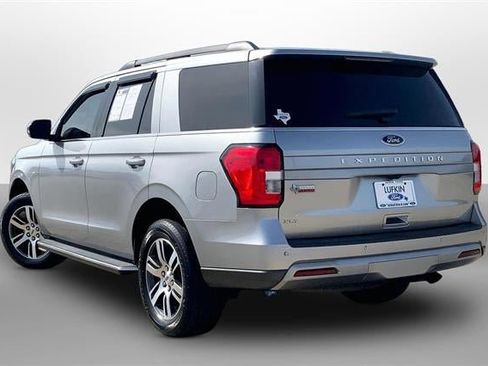 Used 2022 Ford Expedition XLT image 10