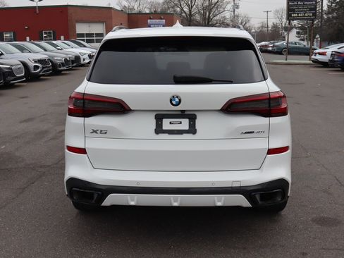 Used 2023 BMW X5 xDrive40i w/ M Sport Package image 6