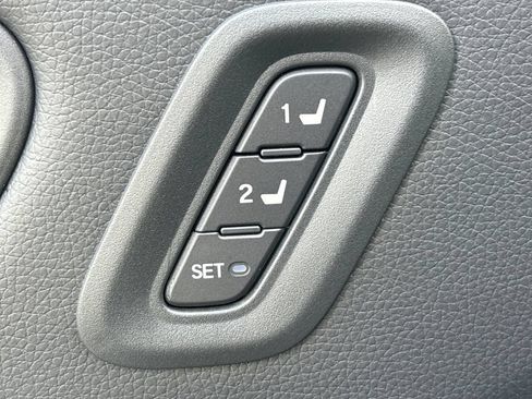 Used 2024 Honda Pilot Touring image 33