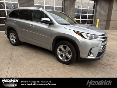Used 2017 Toyota Highlander Limited