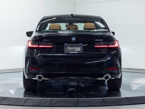 New 2026 BMW 330i xDrive Sedan w/ Premium Package AWD/4WD image 10
