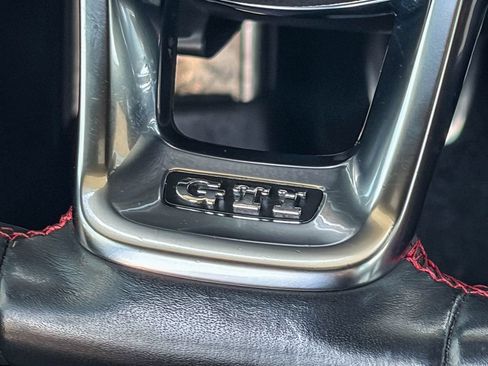 Used 2018 Volkswagen GTI S FWD image 23