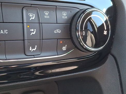 Used 2023 Buick Encore GX Preferred w/ Cold Weather Comfort Package FWD image 23