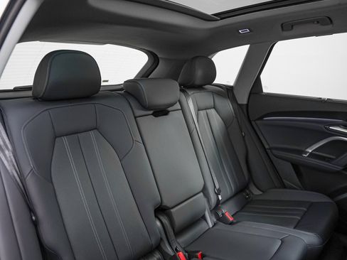 Used 2025 Audi Q5 Premium Plus w/ Premium Plus AWD/4WD image 10