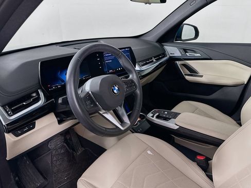 Used 2025 BMW X1 xDrive28i w/ Convenience Package AWD/4WD image 12