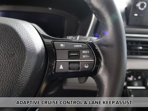 Used 2023 Honda Pilot Elite image 6