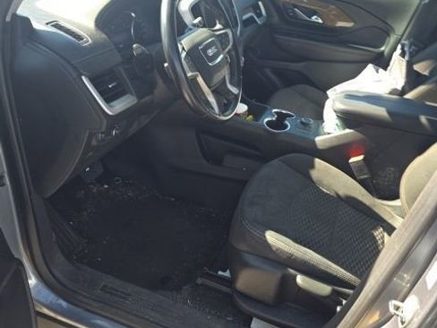Certified 2020 GMC Terrain SLE FWD image 5