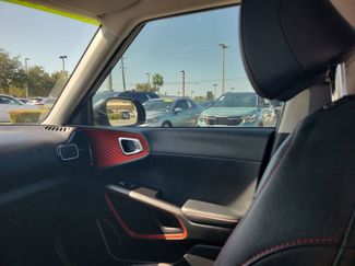 Used 2022 Kia Soul Turbo video 2