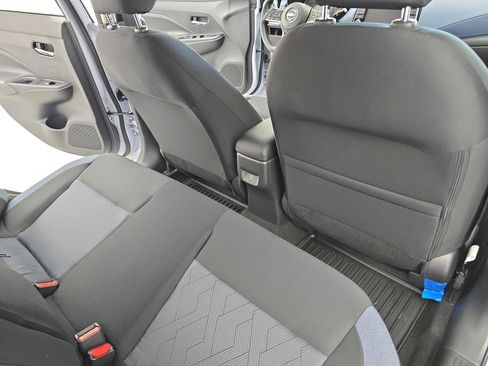 New 2025 Nissan Versa SV image 11