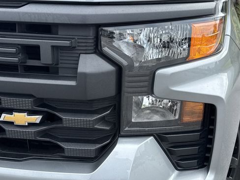 Used 2025 Chevrolet Silverado 1500 Custom RWD image 6