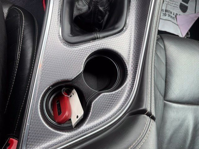 Used 2015 Dodge Challenger SRT Hellcat RWD image 32