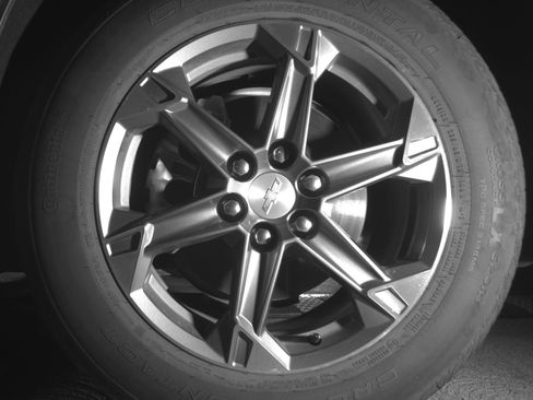 Used 2025 Chevrolet Blazer LT FWD image 12