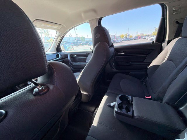 Used 2017 Chevrolet Traverse LT FWD image 17