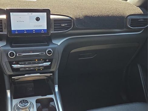 Used 2020 Ford Explorer XLT w/ Equipment Group 202A image 19