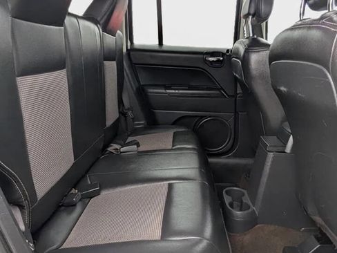 Used 2014 Jeep Patriot Latitude w/ Freedom Edition Package image 14