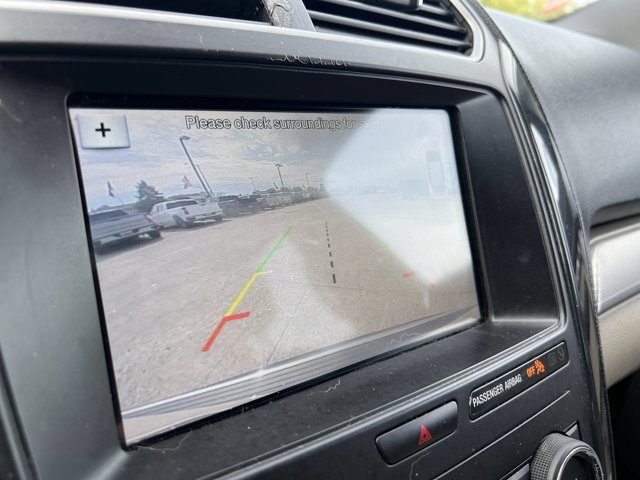 Used 2018 Ford Explorer XLT w/ Equipment Group 201A FWD image 15