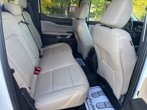 New 2025 Ford Ranger Lariat w/ FX4 Off-Road Package image 13