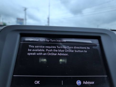 Used 2024 Chevrolet Equinox LT w/ LPO, Cargo Package FWD image 3
