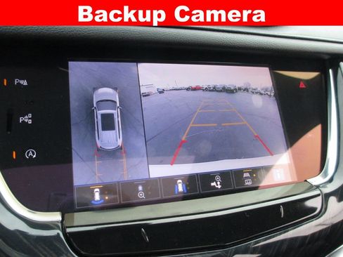 Used 2021 Cadillac XT6 Premium Luxury image 17