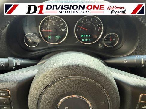Used 2014 Jeep Wrangler Unlimited Sport w/ Quick Order Package 24S AWD/4WD image 15