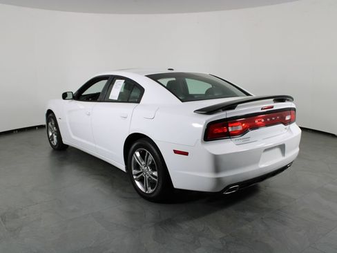 Used 2013 Dodge Charger R/T image 3