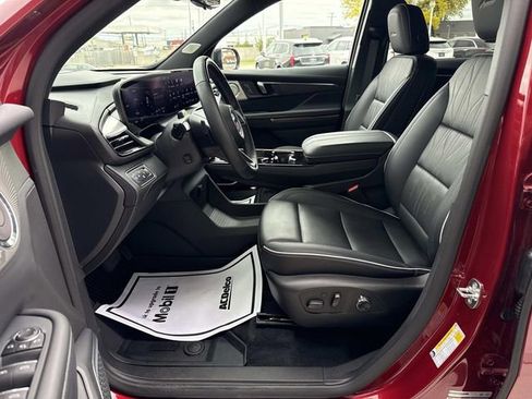 Used 2026 Buick Enclave Avenir AWD/4WD image 19