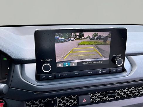Used 2025 Honda Accord LX image 13