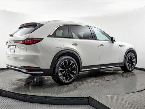 Used 2024 MAZDA CX-90 Plug-In Hybrid w/ Premium Plus AWD/4WD image 8