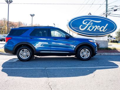 Certified 2022 Ford Explorer XLT w/ Equipment Group 202A