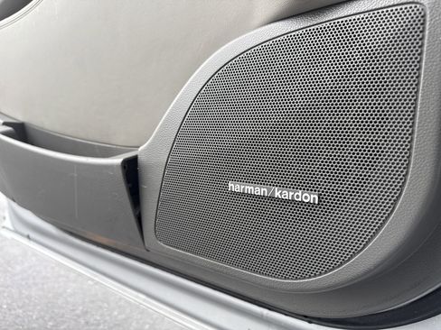 Used 2013 Buick LaCrosse Touring image 12