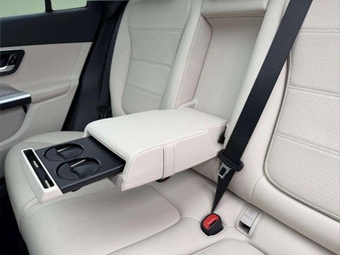 Certified 2026 Mercedes-Benz GLC 300 GLC 300 image 24