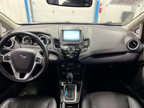 Used 2014 Ford Fiesta Titanium image 10