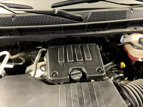 Used 2024 Chevrolet Silverado 1500 LT w/ Protection Package AWD/4WD image 31