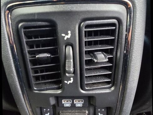 Used 2019 Jeep Grand Cherokee SRT image 20