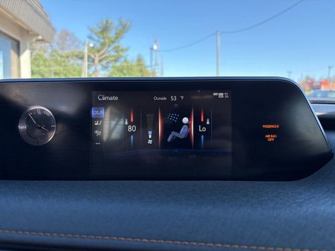 Used 2021 Lexus UX 250h w/ Premium Package image 37