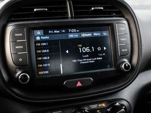 Used 2022 Kia Soul LX w/ Technology Package image 26