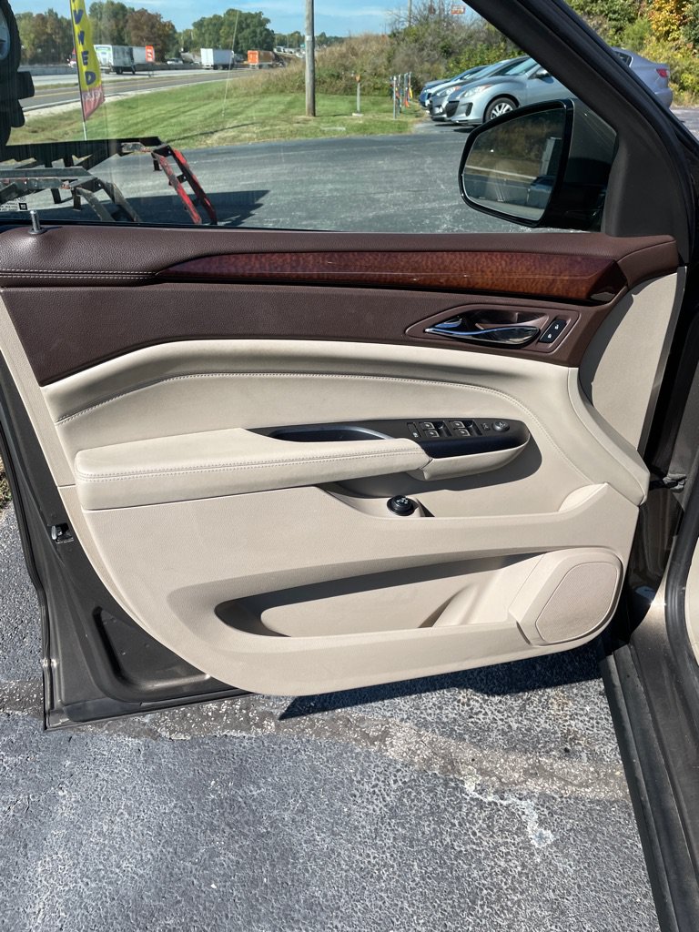 Used 2015 Cadillac SRX Luxury AWD/4WD image 10