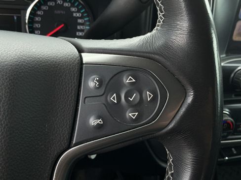 Used 2018 Chevrolet Silverado 1500 LT w/ LT Fleet Convenience Package AWD/4WD image 12