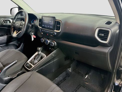 Used 2023 Hyundai Venue SEL FWD image 30