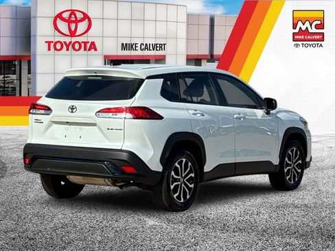 Certified 2025 Toyota Corolla Cross AWD Hybrid image 5
