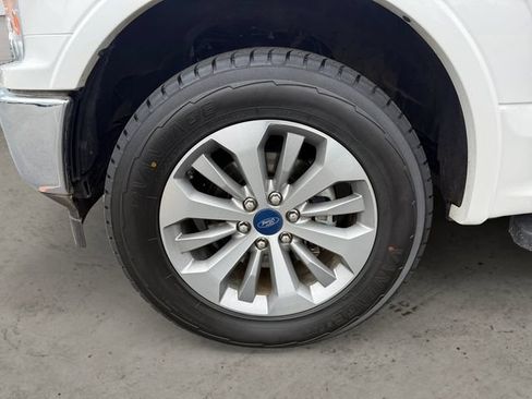 Used 2019 Ford F150 Lariat AWD/4WD image 5