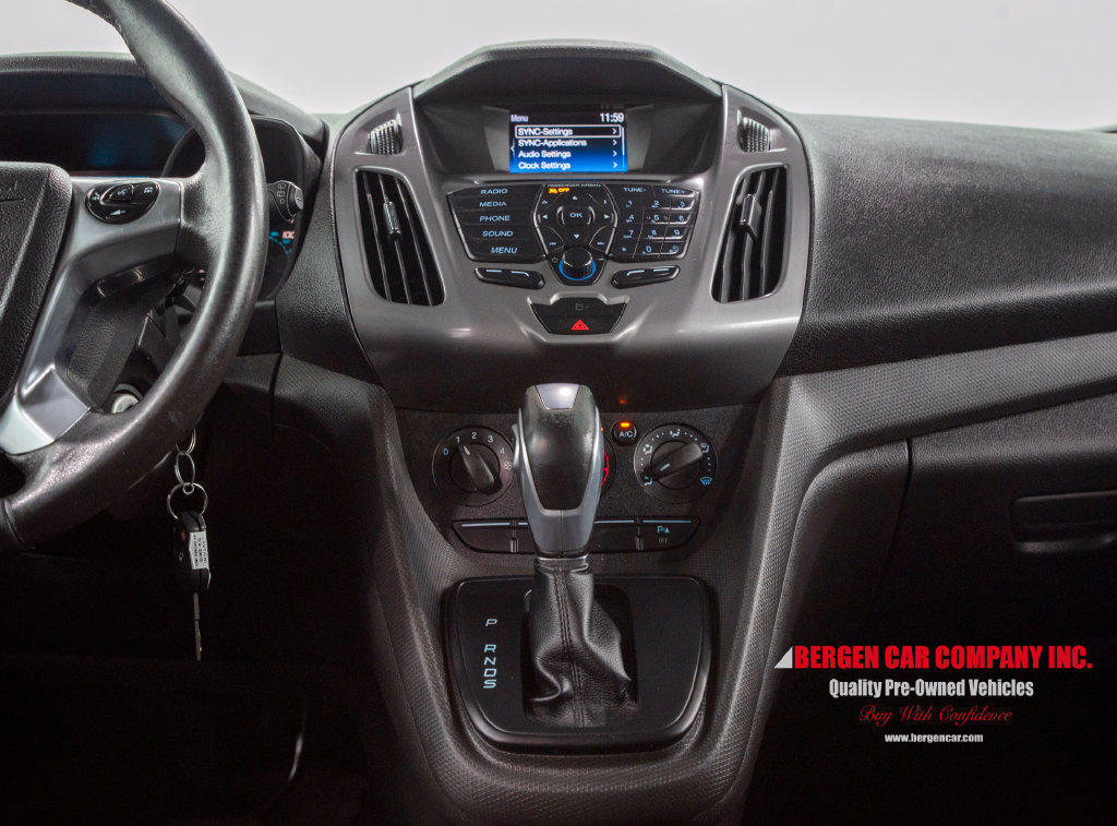 Used 2017 Ford Transit Connect XLT FWD image 18