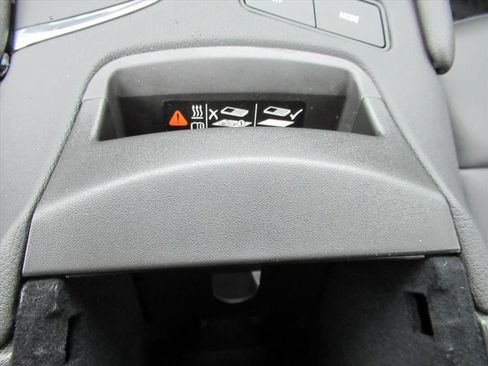New 2026 Cadillac XT5 Sportv AWD/4WD image 25