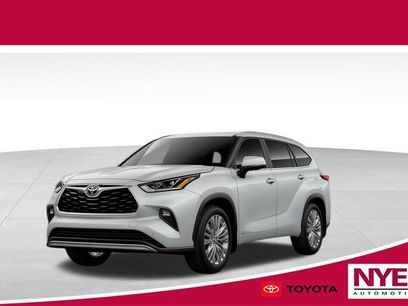 New 2026 Toyota Highlander Platinum