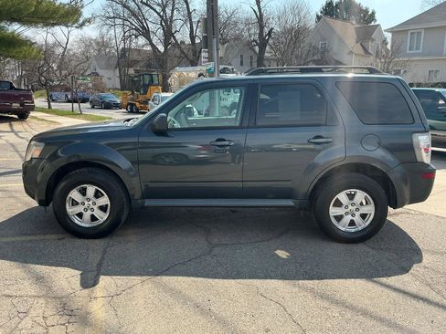 Used 2010 Mercury Mariner 2WD image 6